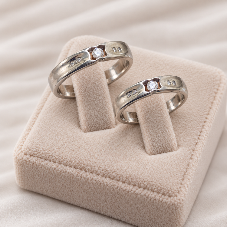 925 Sterling Silver Couple Wedding Rings with Clear Stones